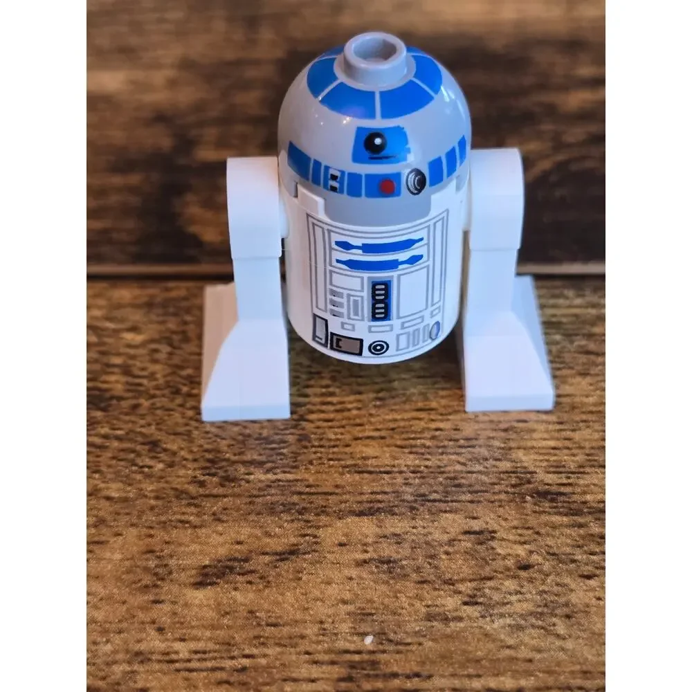 LEGO Star Wars R2-D2 astromech droid